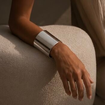 Minimalistic Silver Bangle